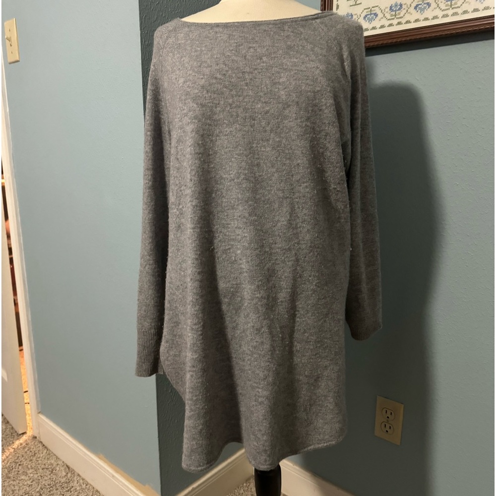 Wool/cashmere gray cozy tunic!